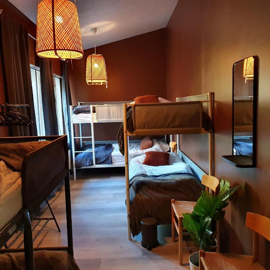 Neskaupstaður The Bank Sleeping Guesthouse מראה חיצוני תמונה