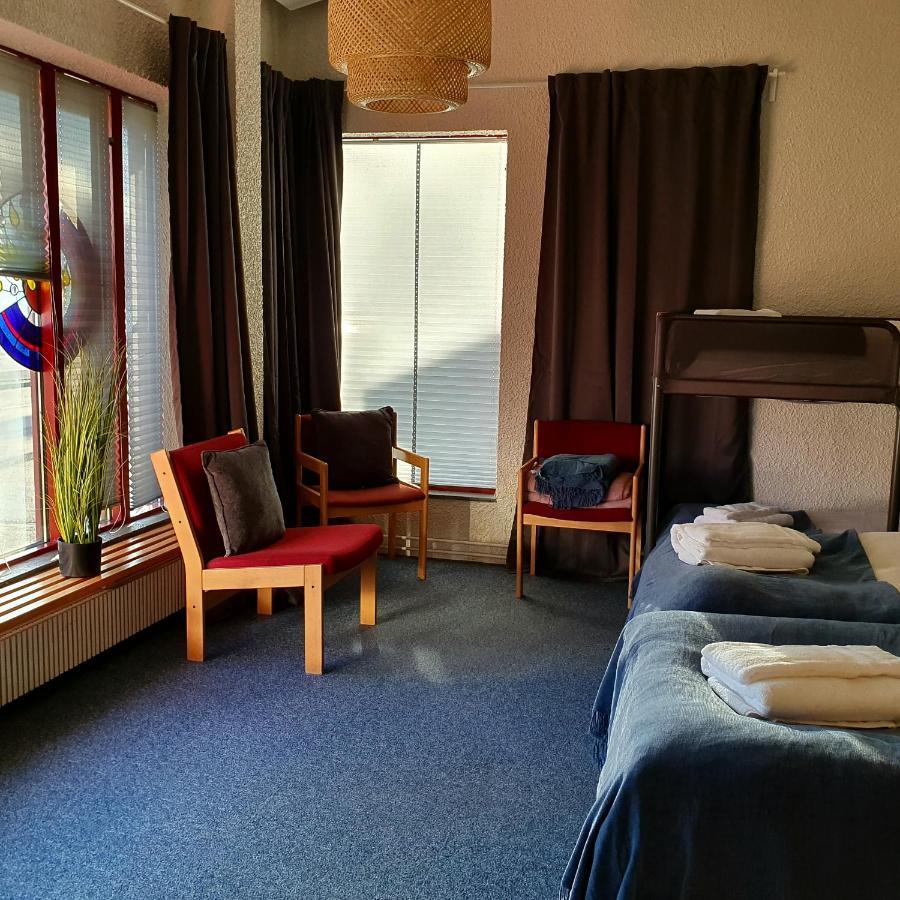 Neskaupstaður The Bank Sleeping Guesthouse מראה חיצוני תמונה